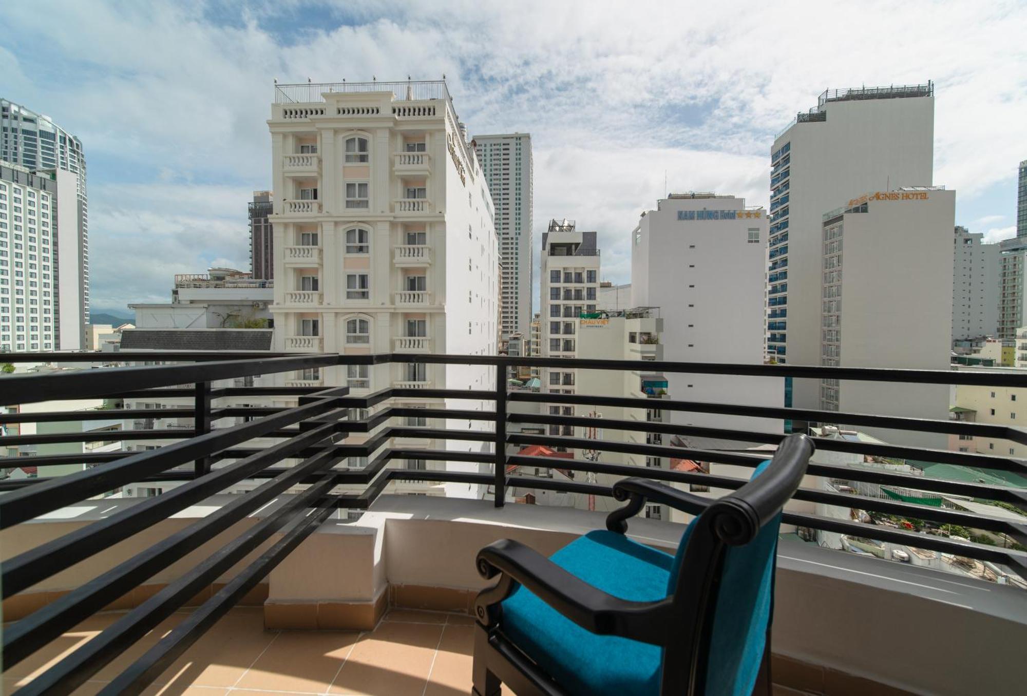 Hotel Starlight Nha Trang Zewnętrze zdjęcie